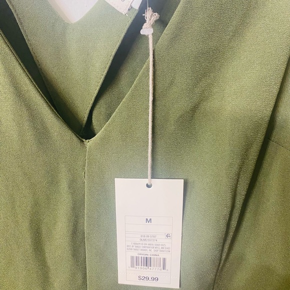 Beachcore V-Neck Sleeveless Jumpsuit  Romper Size M Green A New Day Casual core - Picture 4 of 6